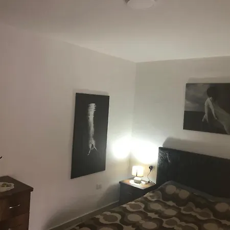 2 Bed-room Flat In Center Of Apartment
