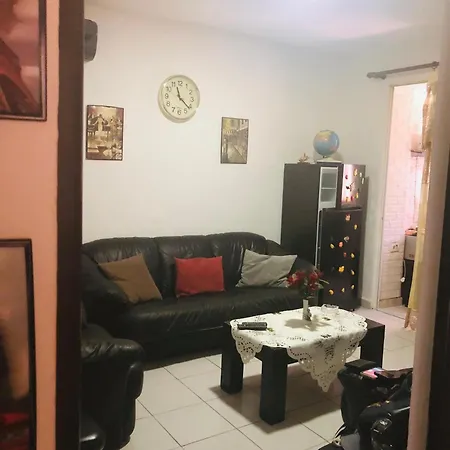 Apartment 2 Bed-room Flat In Center Of Tirana